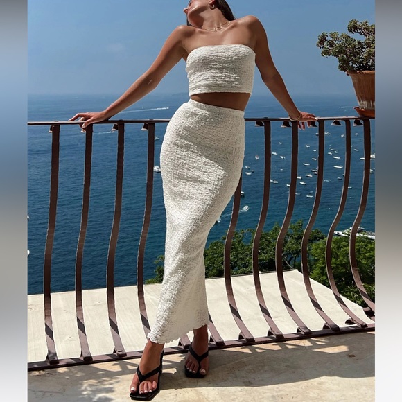 White Matching Set - Picture 1 of 4